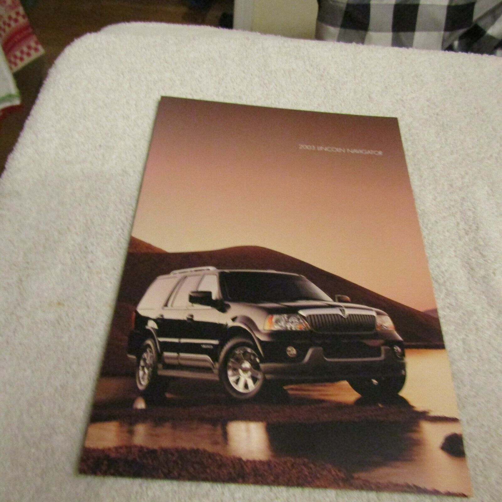 2003 Lincoln Car Sales Brochure Navigator Nos